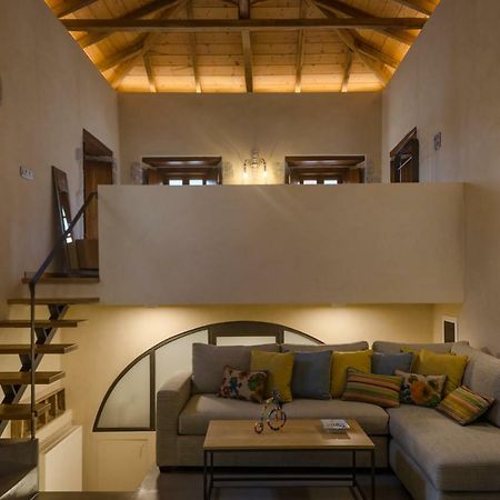 Villa Panthemis Leonídion Esterno foto