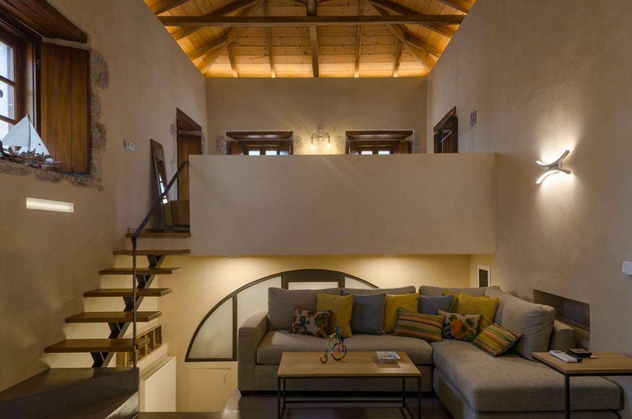 Villa Panthemis Leonídion Esterno foto
