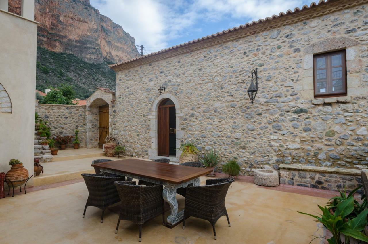 Villa Panthemis Leonídion Esterno foto